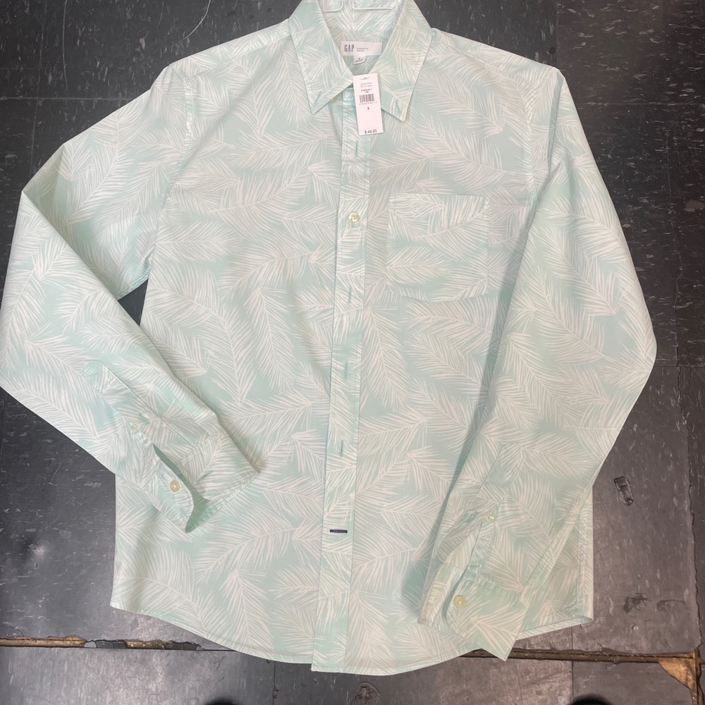 Gap men shirt